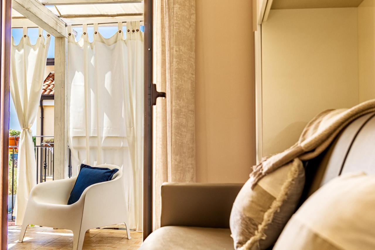 Villetta Desiderio Apartment 贾迪尼-纳克索斯 外观 照片